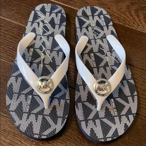 Michael Kors Flip flops